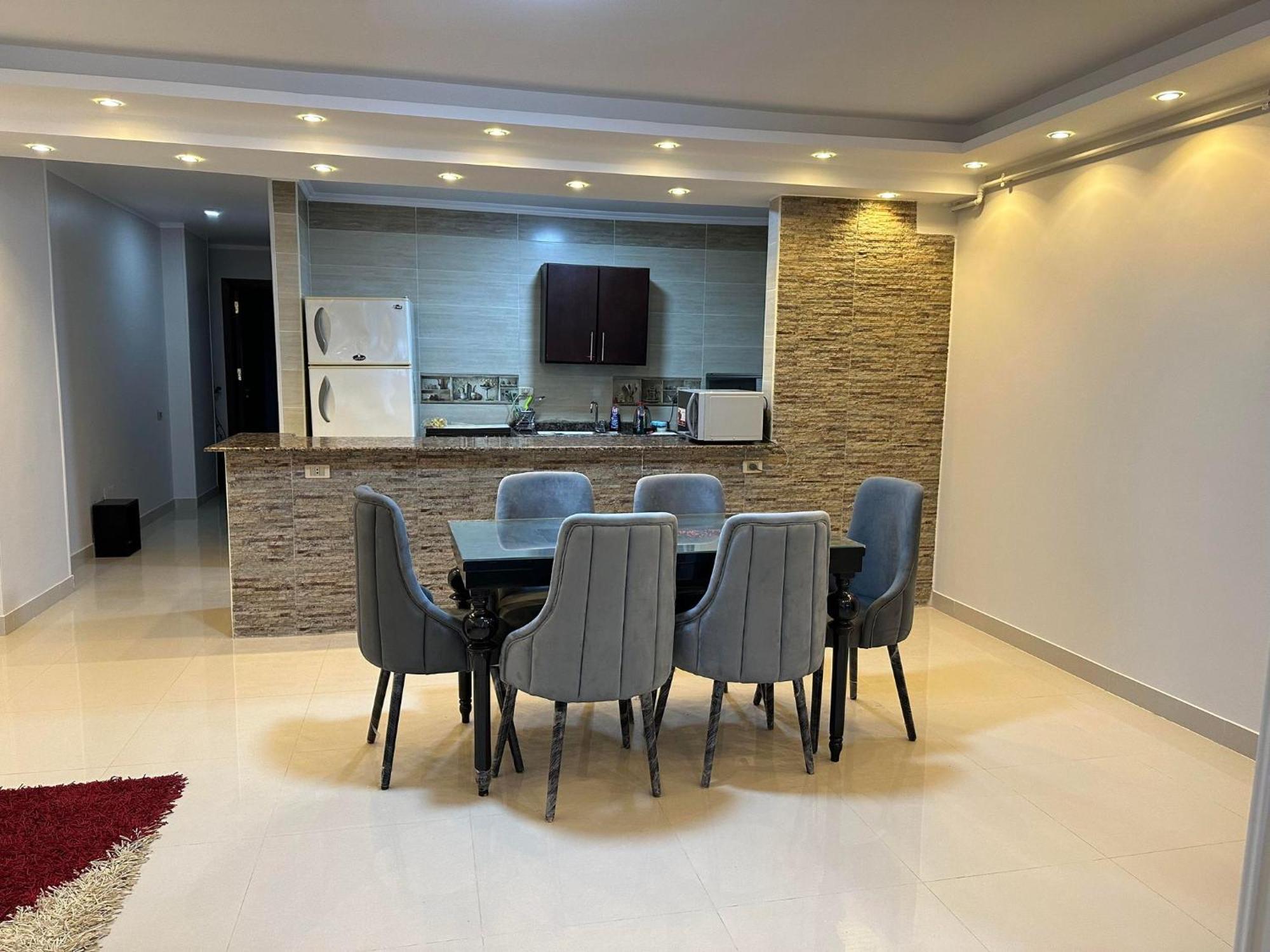 Comfy Luxurious Apartments In Central Location In Mansheyet El Bakry East Kairo Exteriör bild