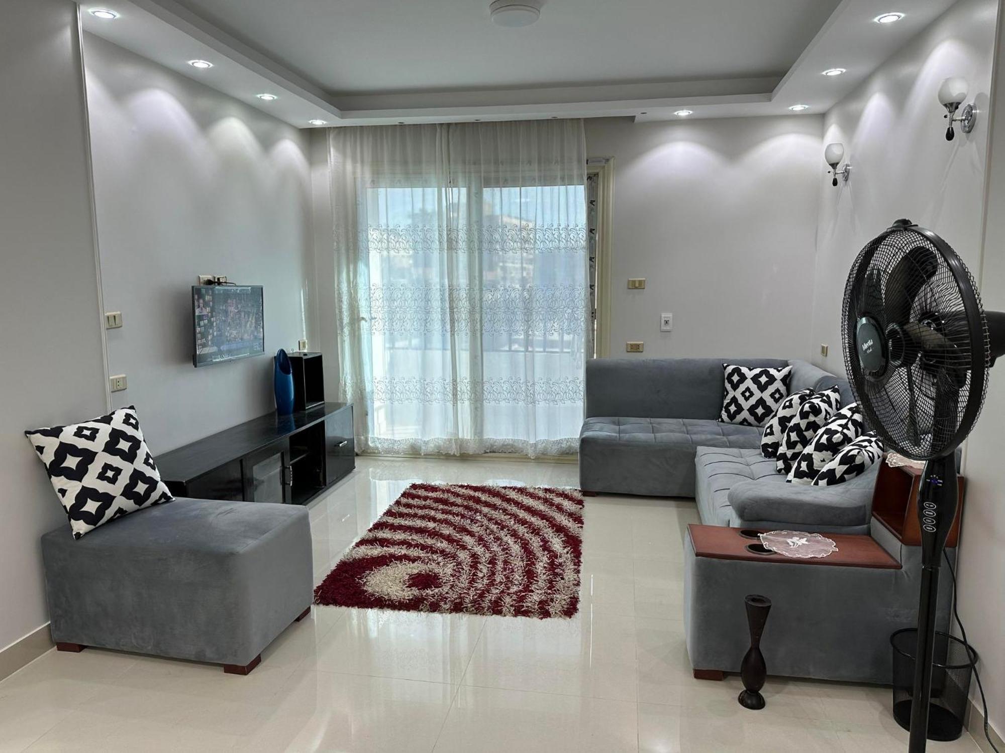 Comfy Luxurious Apartments In Central Location In Mansheyet El Bakry East Kairo Exteriör bild