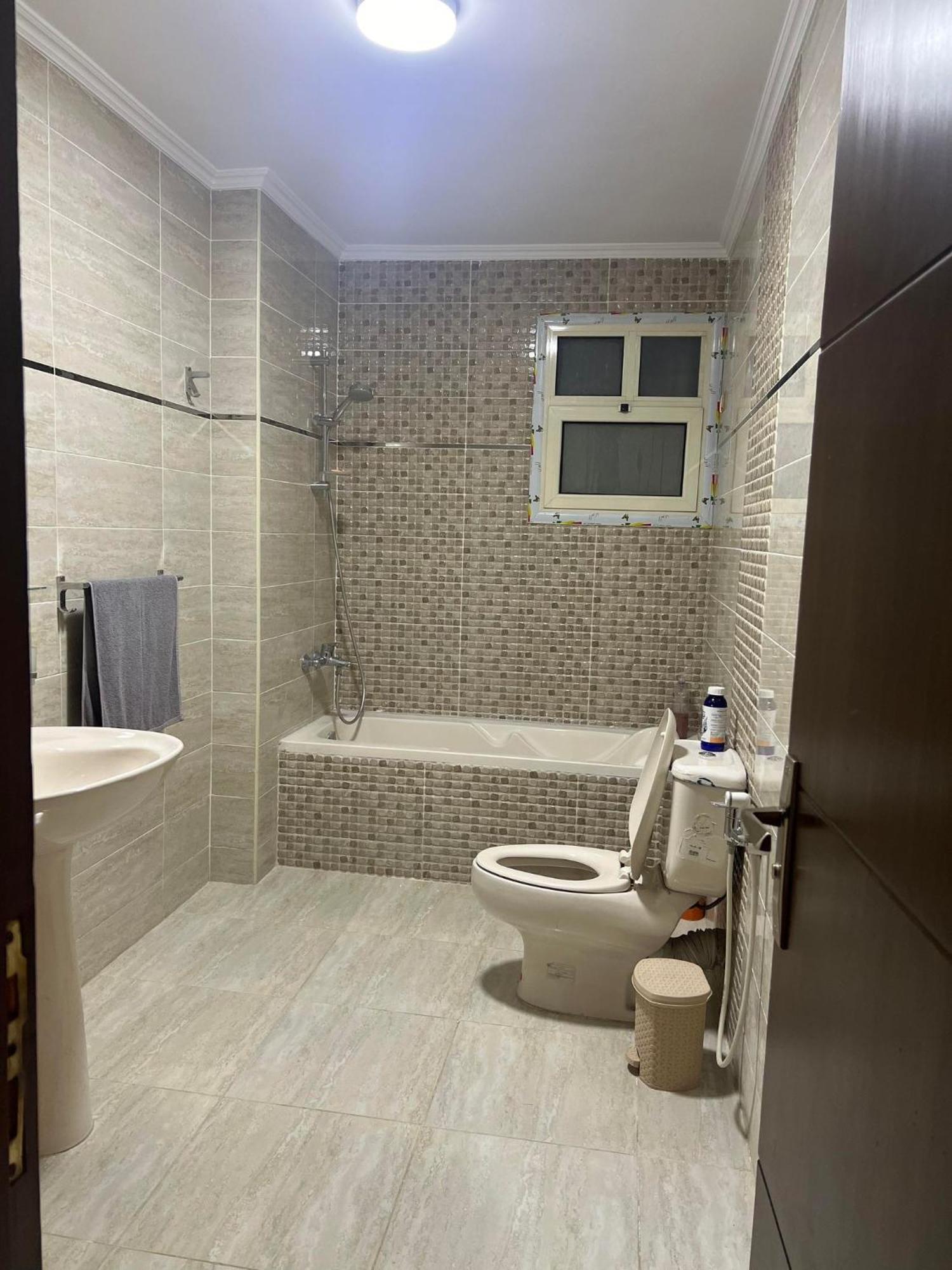 Comfy Luxurious Apartments In Central Location In Mansheyet El Bakry East Kairo Exteriör bild